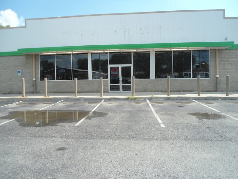 Primary Photo Of 327 Troy pike, Covington General Retail For Lease