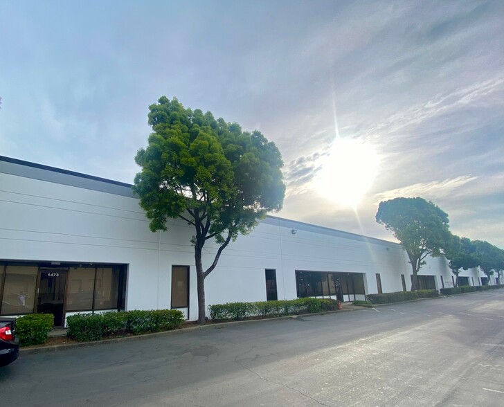 Primary Photo Of 1471-1499 Doolittle Dr, San Leandro Warehouse For Lease