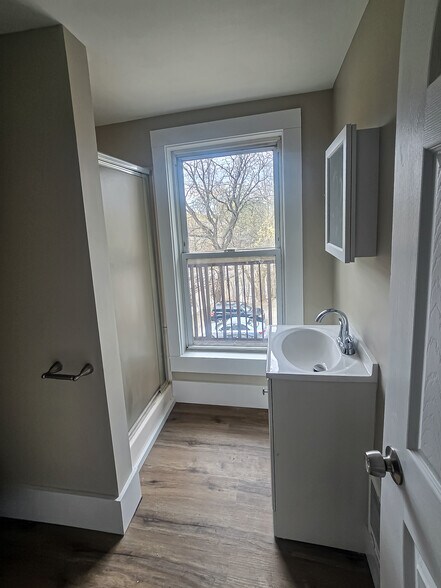 More Photos Of 8 Union St, Claremont Apartments For Sale