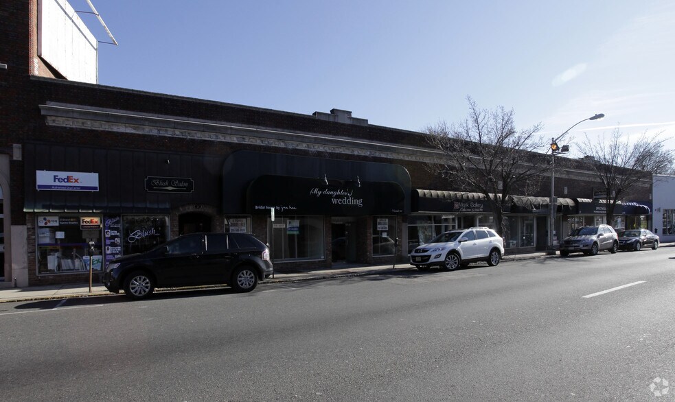 More Photos Of 9-19 Grand Ave, Englewood Storefront For Lease