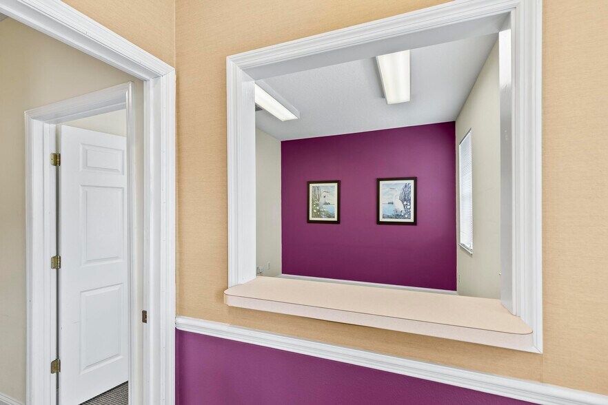 More Photos Of 399 Palm Coast Pky SW, Palm Coast Office For Sale