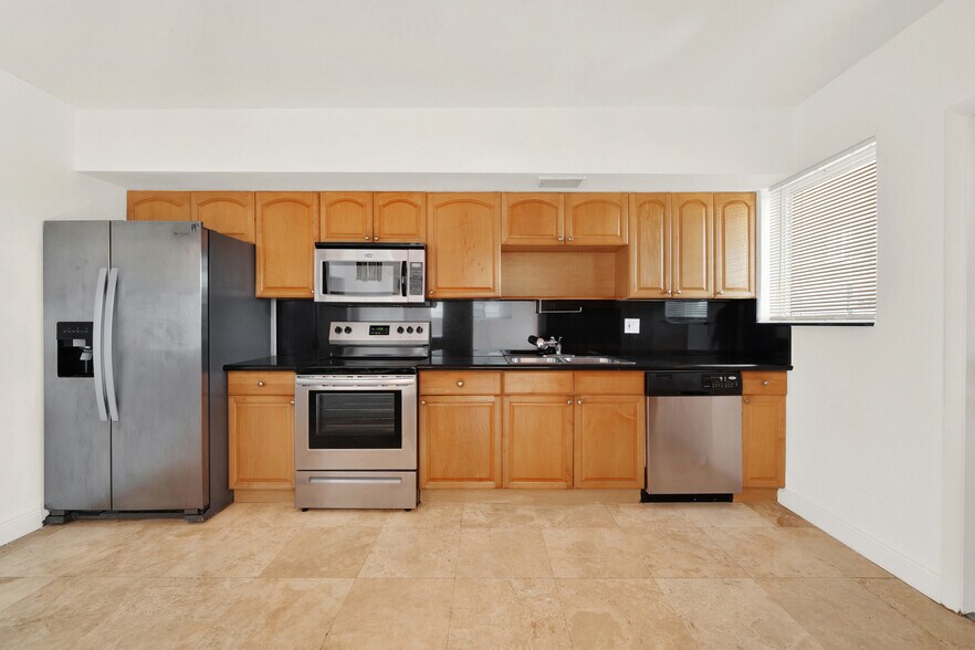 More Photos Of 1316 NE 105th St, Miami Shores Apartments For Sale