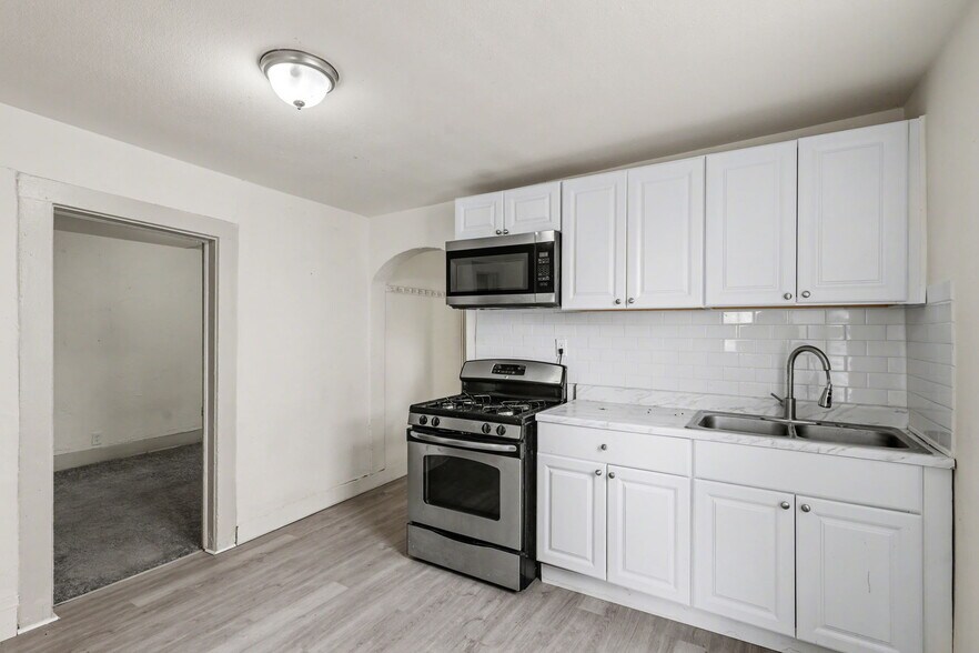 More Photos Of 2201 W Pikes Peak Ave, Colorado Springs Multifamily For Sale