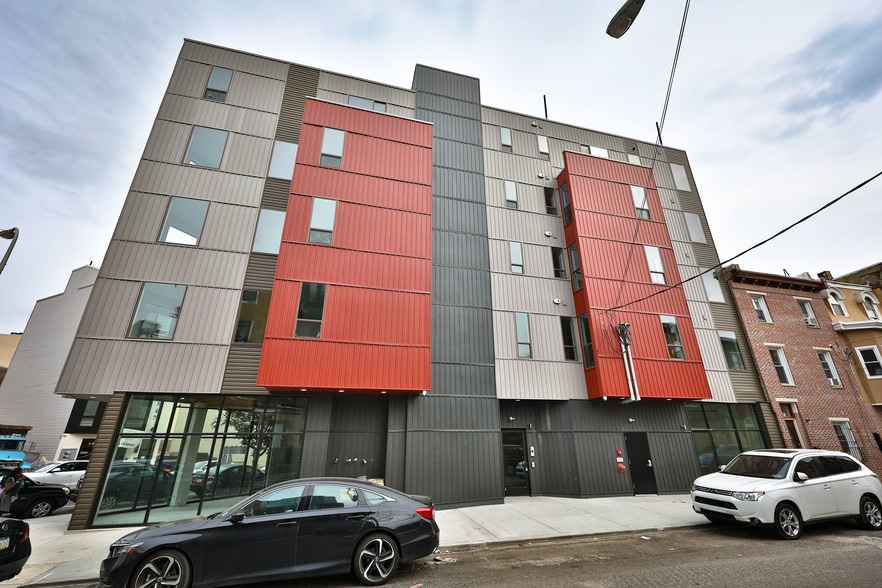 More Photos Of 1540 Ridge Ave, Philadelphia Apartments For Sale