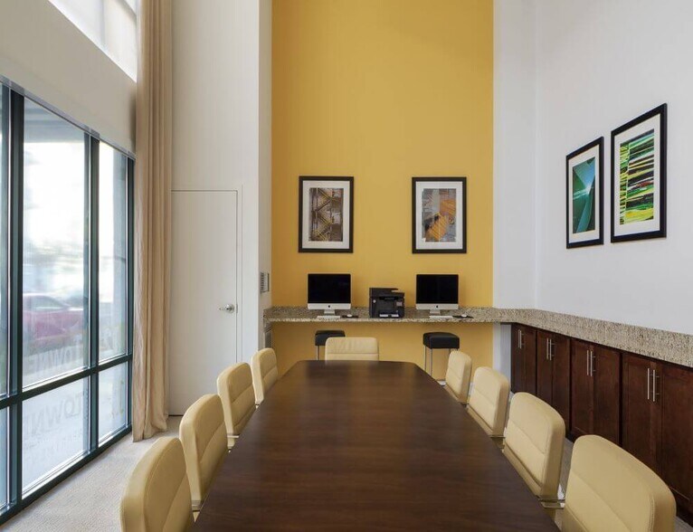 More Photos Of 121 Towne St, Stamford Apartments For Lease