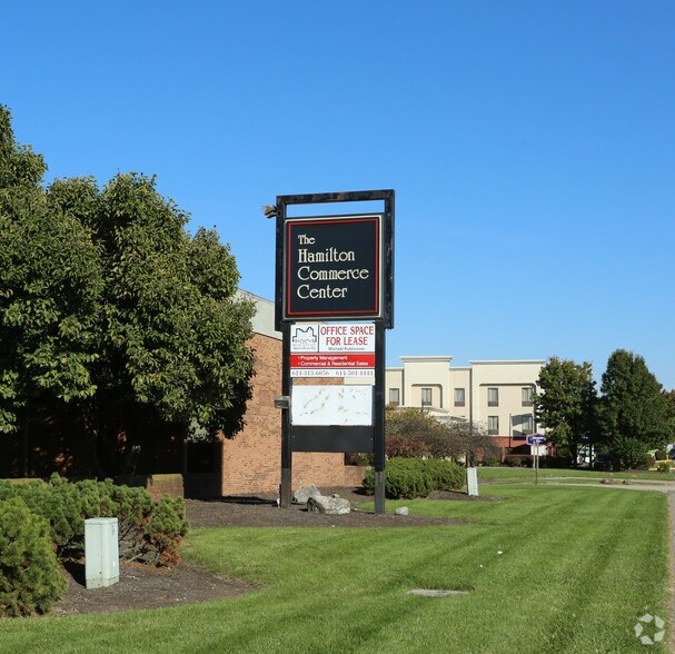 More Photos Of 2101 S Hamilton Rd, Columbus Unknown For Lease