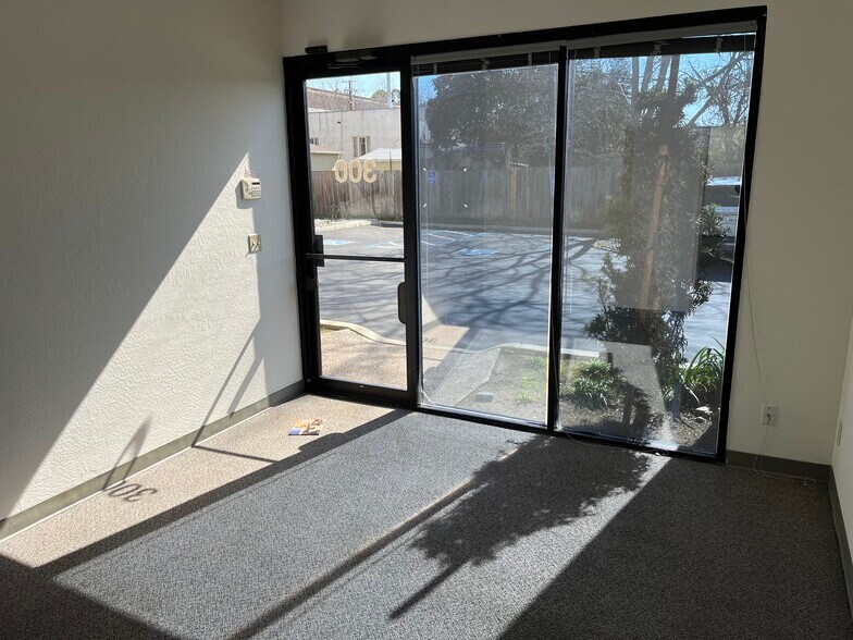 More Photos Of 958 San Leandro Ave, Mountain View Research And Development For Lease