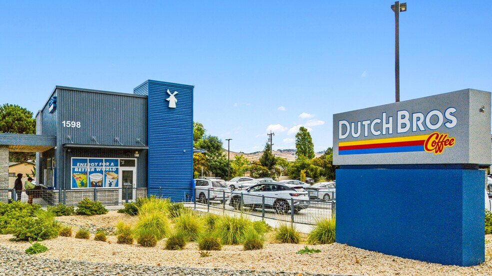 More Photos Of 1598 Fairgrounds Dr, Vallejo Fast Food For Sale