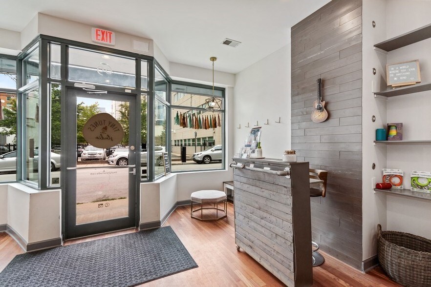 More Photos Of 67-79 E 16th St, Chicago Apartments For Sale