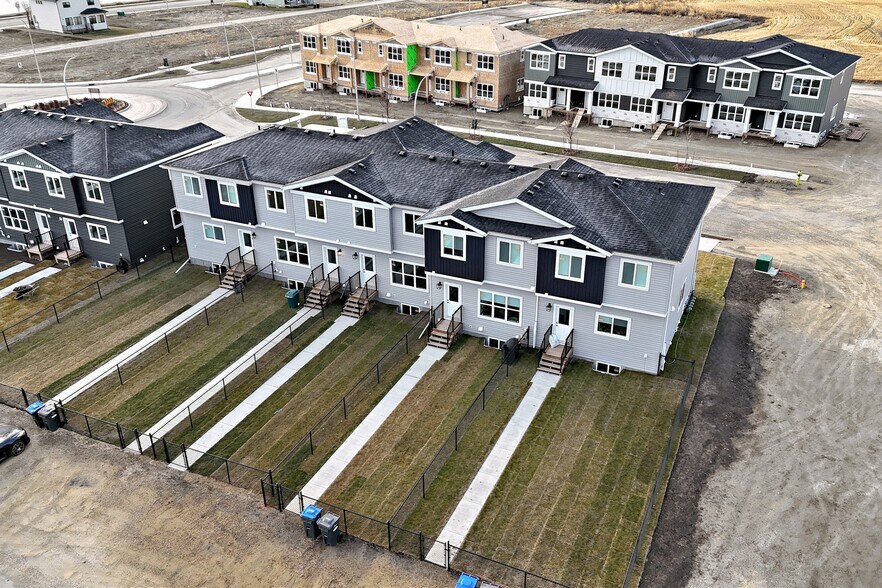 More Photos Of 22 Grayhawk Blvd, Sylvan Lake Apartments For Sale