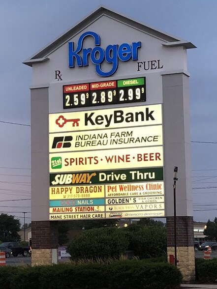 More Photos Of 5868 E 71st St, Indianapolis Unknown For Lease