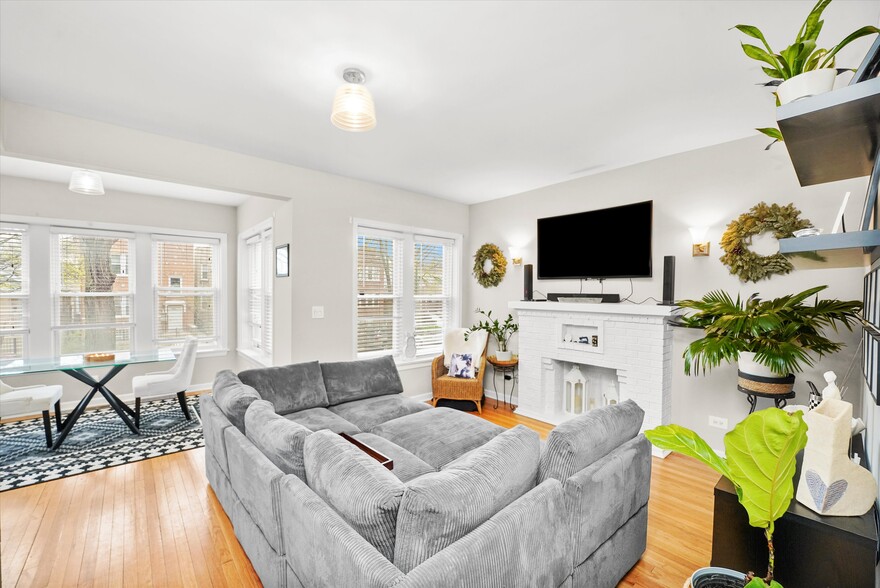 More Photos Of 4952-4956 N Ridgeway Ave, Chicago Apartments For Sale