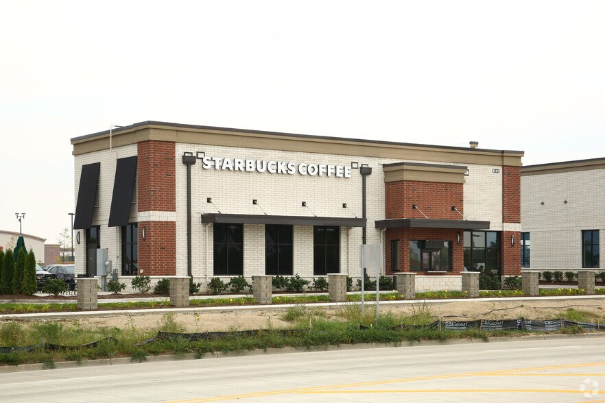 More Photos Of 3141 Ann Arbor Saline Rd, Ann Arbor Freestanding For Sale