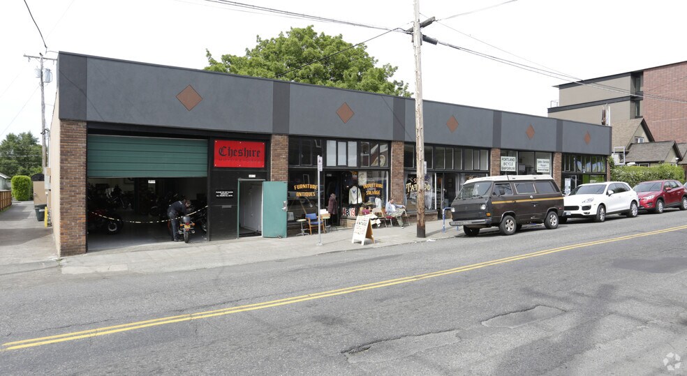 Primary Photo Of 4815-4831 SE Division St, Portland Storefront For Lease