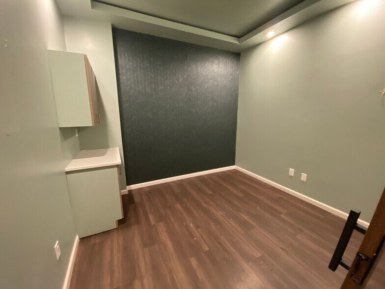 More Photos Of 1143 Fulton St, Brooklyn Storefront Retail Residential For Lease