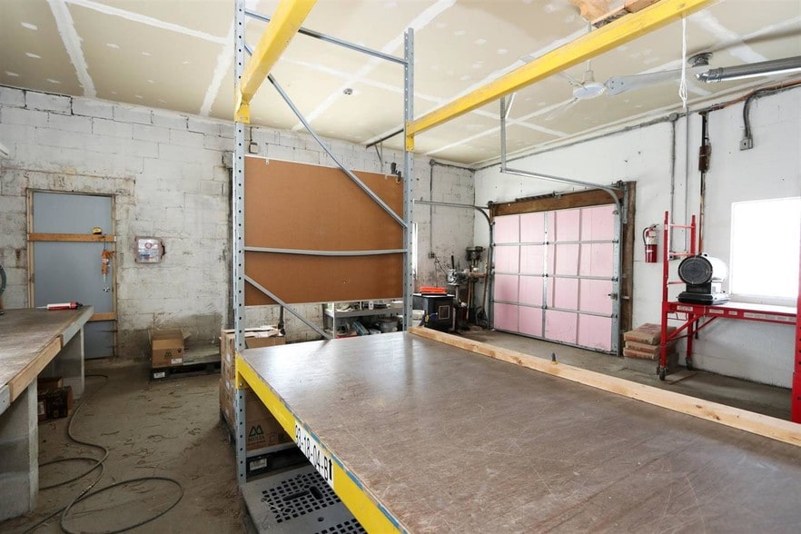 More Photos Of 11882 Reading Rd, Cincinnati Auto Repair For Sale