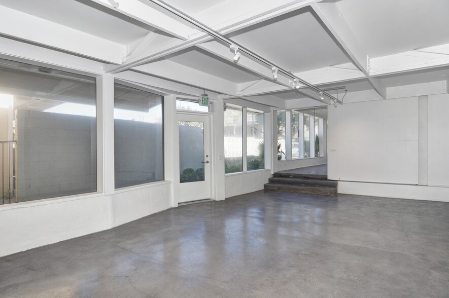 More Photos Of 687-691 S Coast Hwy, Laguna Beach Storefront Retail Office For Sale