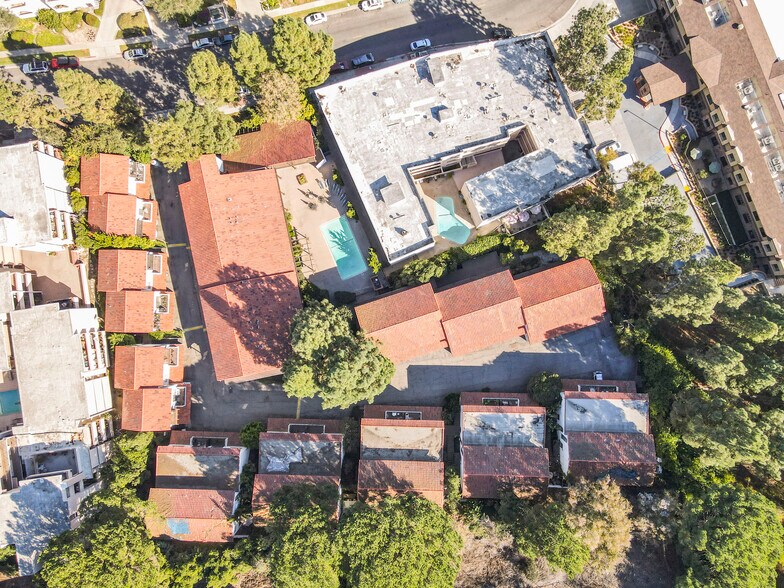 More Photos Of 5644 Ravenspur Dr, Rancho Palos Verdes Apartments For Sale