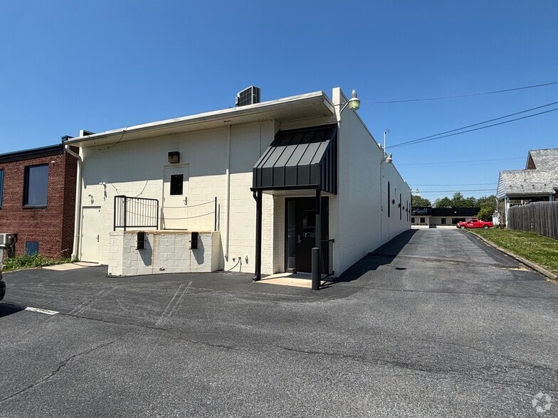 More Photos Of 113 S 7th St, Akron Office For Lease
