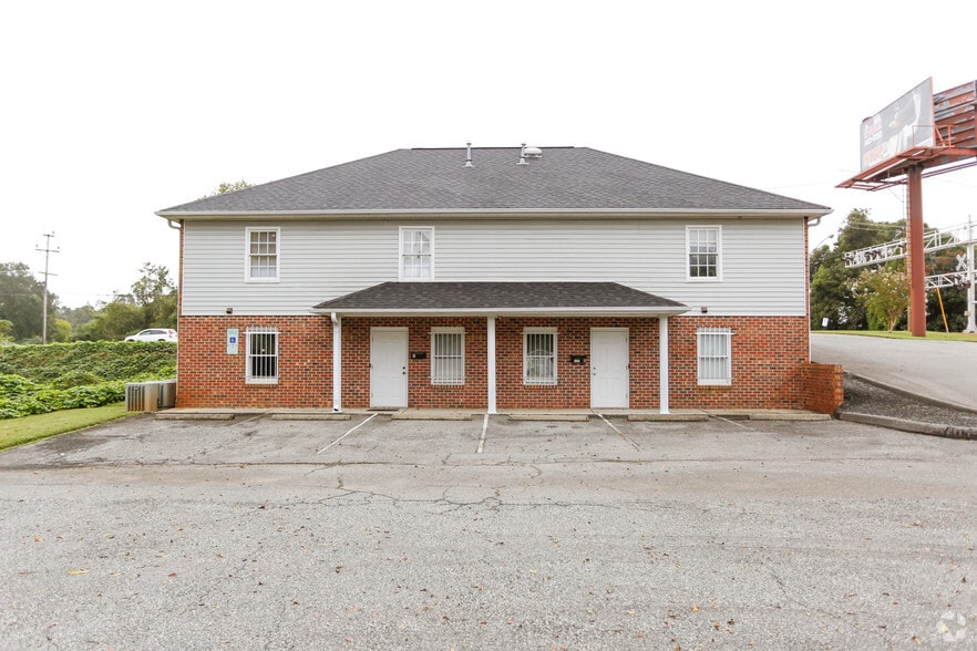 More Photos Of 128 E Garrison Blvd, Gastonia Medical For Lease