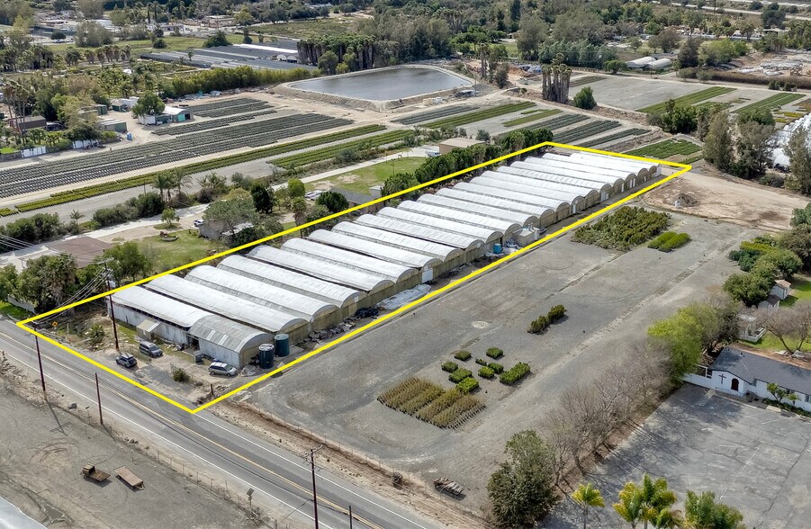 More Photos Of 2526 Rainbow Valley Blvd, Fallbrook Manufacturing For Sale