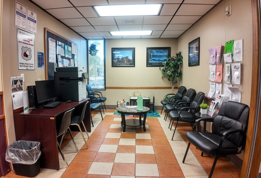 More Photos Of 630 S Minnesota Ave, Sioux Falls Office For Sale