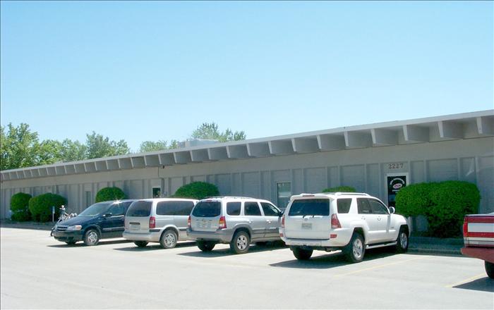 More Photos Of 2227 W Lindsey St, Norman Office For Sale