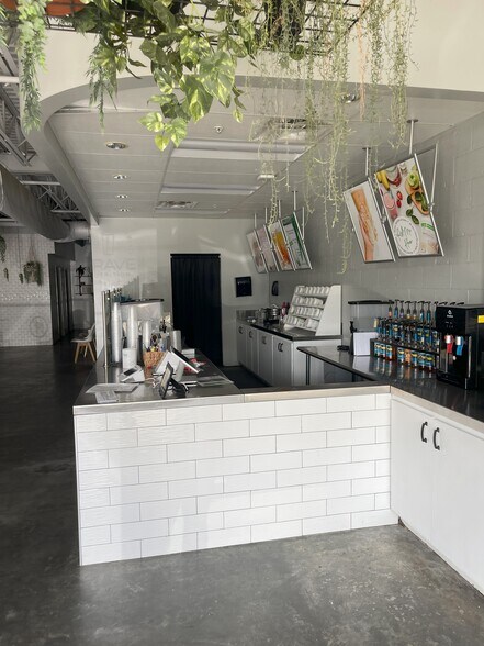 More Photos Of 3617 Perkins Rd, Baton Rouge General Retail For Sale