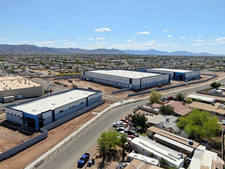 More Photos Of 4000 S 20th St, Phoenix Manufacturing For Sale