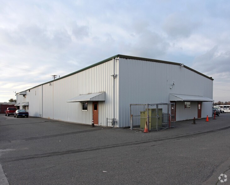 Primary Photo Of 7851 14th Ave, Sacramento Warehouse For Sale