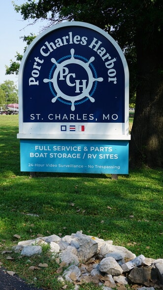 More Photos Of 6247 Highway V, Saint Charles Marina For Sale