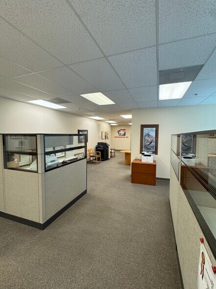 More Photos Of 720 N Brooker Creek Blvd, Oldsmar Flex For Sale