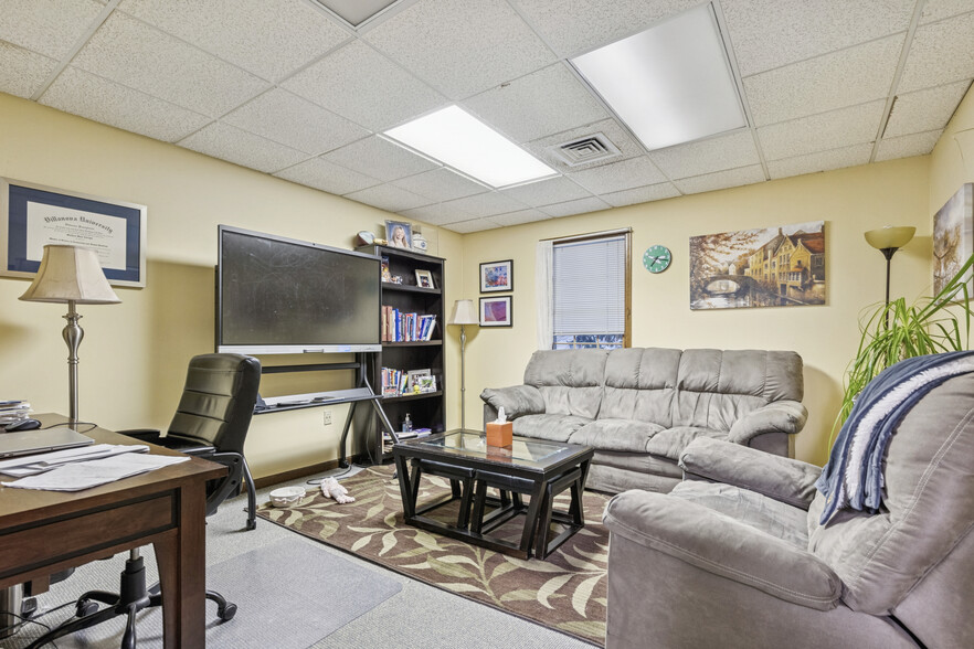 More Photos Of 681 Harleysville Pike, Harleysville Medical For Sale