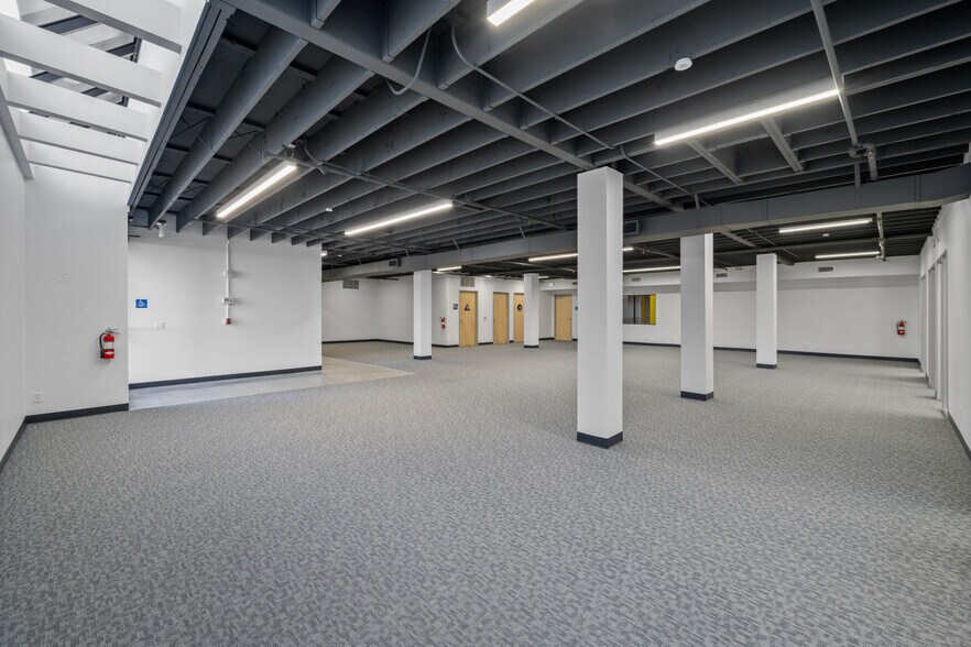 More Photos Of 2850 E El Presidio St, Long Beach Industrial For Sale