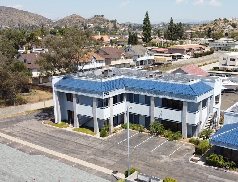 Primary Photo Of 744 Broadway, El Cajon Medical For Lease