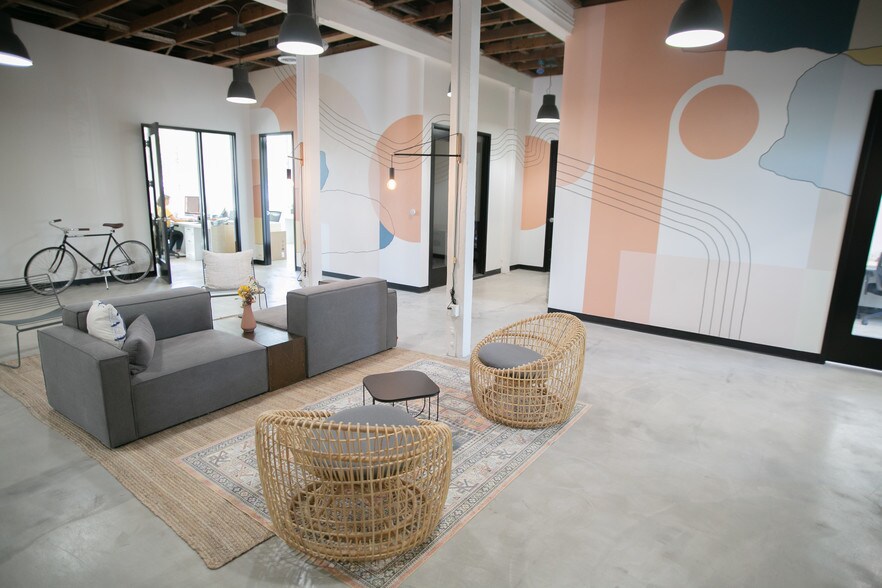 More Photos Of 2869 Historic Decatur Rd, San Diego Loft Creative Space For Lease