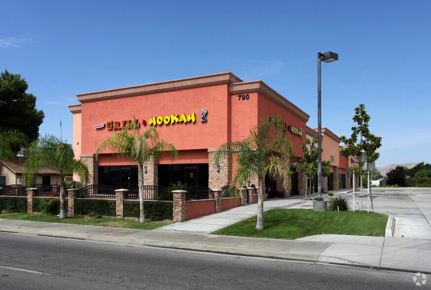 More Photos Of 790 S State St, San Jacinto Restaurant For Lease