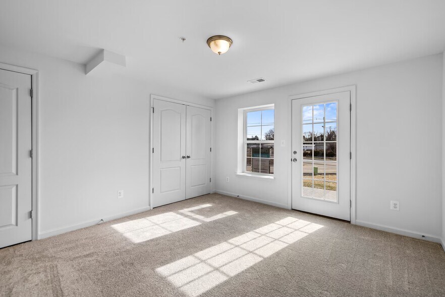 More Photos Of Peleton St., Hagerstown Apartments For Sale