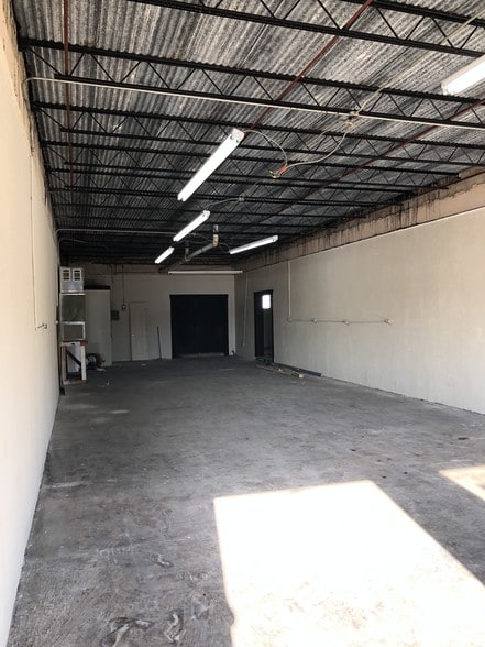 More Photos Of 121 N Gray St, Killeen Freestanding For Lease