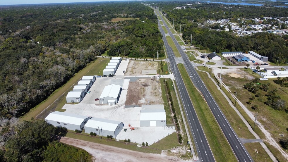 More Photos Of 790 N US Highway 1, Oak Hill Light Distribution For Sale