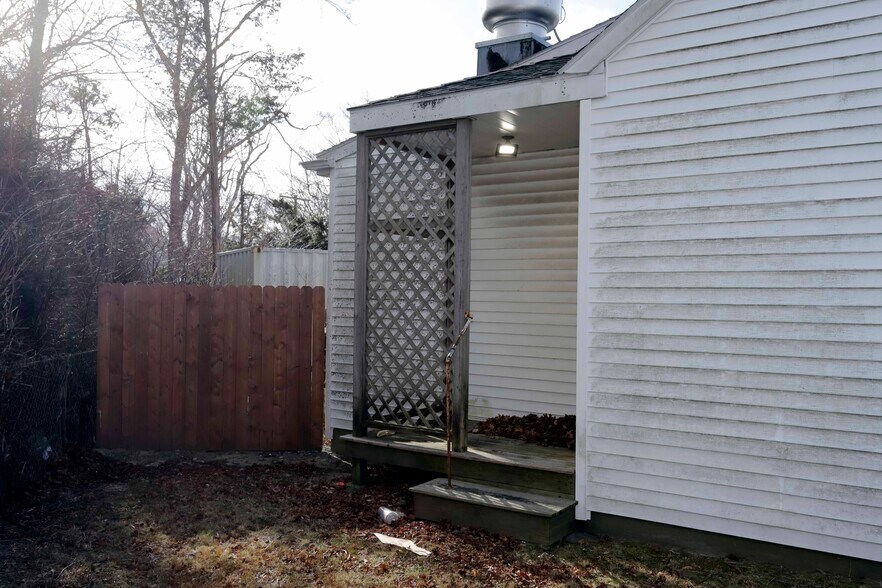 More Photos Of 116 Sconticut Neck Rd, Fairhaven Industrial For Sale