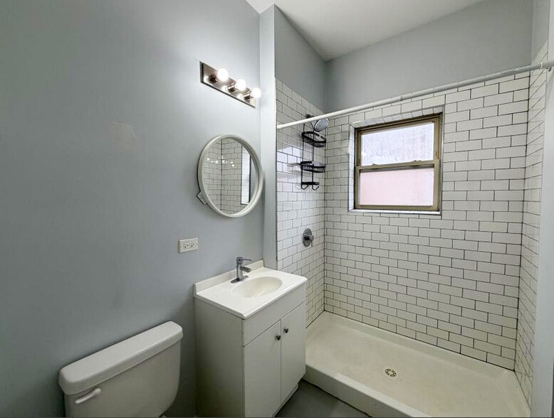 More Photos Of 4700 N Racine Ave, Chicago Apartments For Sale