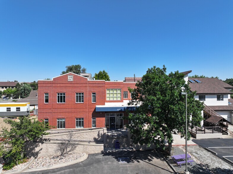More Photos Of 5878 S Rapp St, Littleton Office For Sale