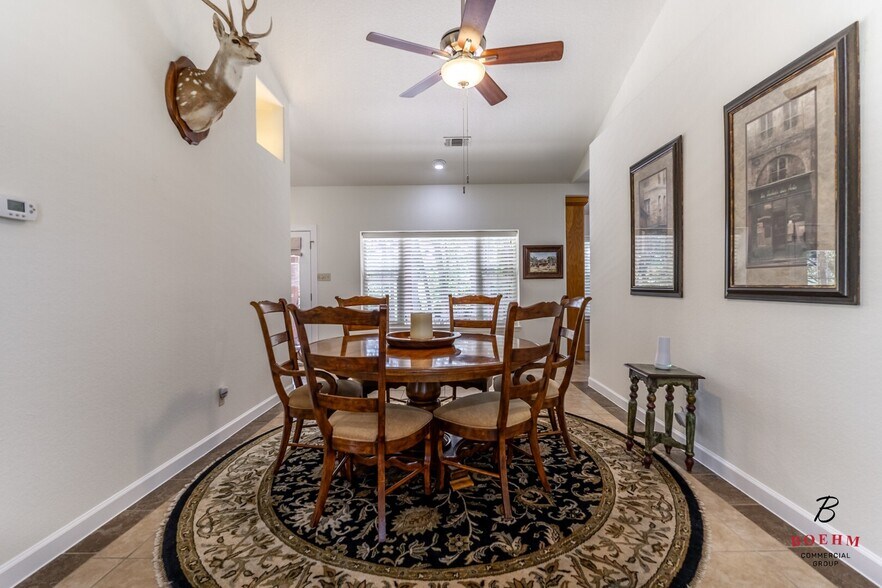 More Photos Of 50500 Interstate 10 W, Comfort Office For Sale