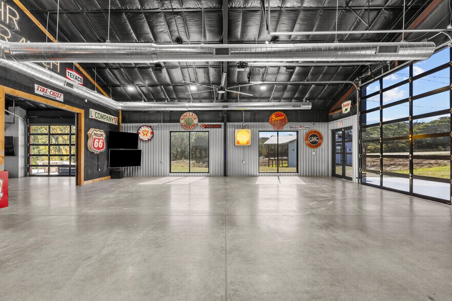 More Photos Of 9016 Private Road 2329, Terrell Lodge Meeting Hall For Sale