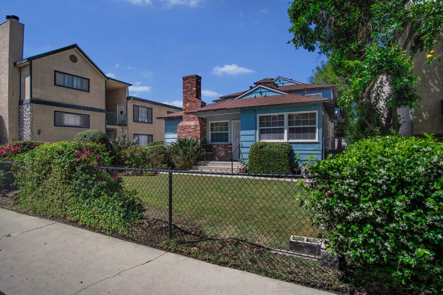 More Photos Of 5449 Bellingham Ave, Valley Village Apartments For Sale