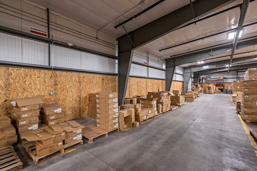 More Photos Of 4985 N 30th St, Colorado Springs Manufacturing For Sale