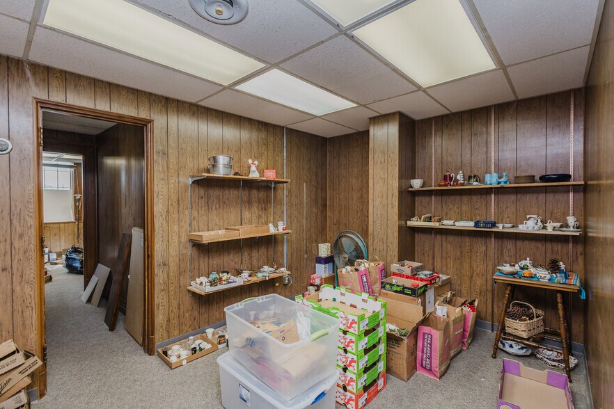 More Photos Of 920 Millington St, Winfield Storefront Retail Office For Sale