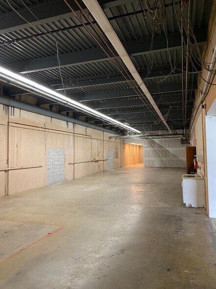 More Photos Of 1315 John Fitch Blvd, South Windsor Freestanding For Lease