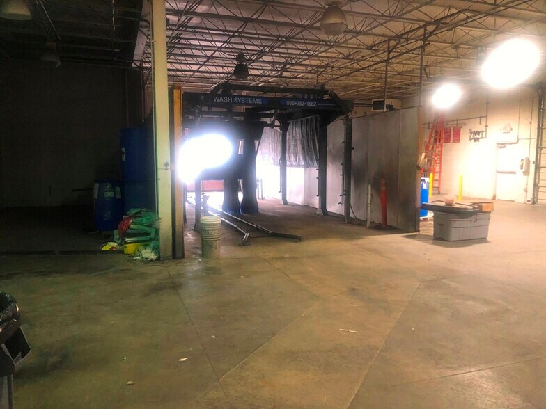 More Photos Of 3555-3559 W Wright St, Boise Light Manufacturing For Lease